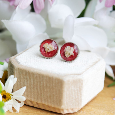 Baby’s Breath stud earrings