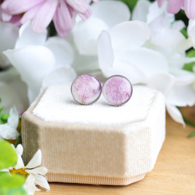 Carnation petal stud earrings
