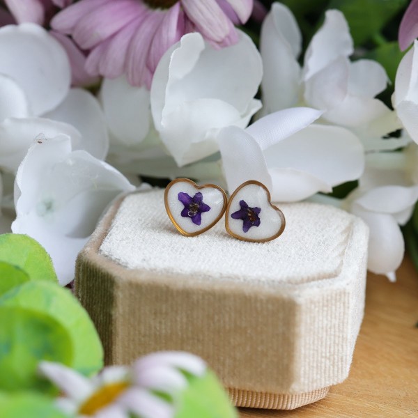 Anchusa stud earrings