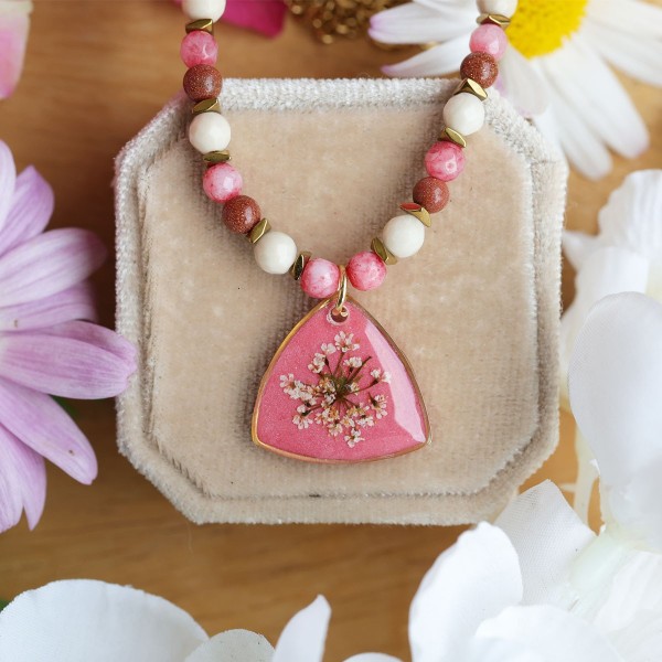 Wild Carrot Flower Necklace