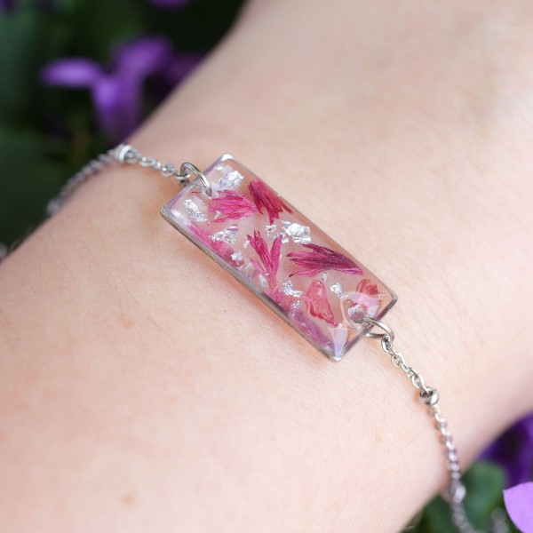 Classic cornflower petal bracelet