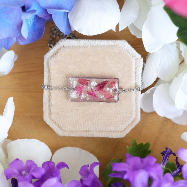 Classic cornflower petal bracelet