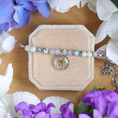 Wild carrot flower bracelet