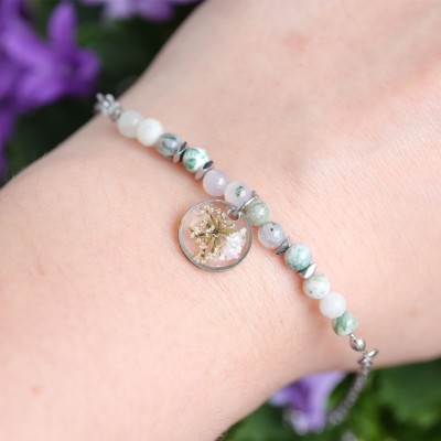 Wild carrot flower bracelet