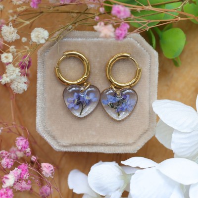 Heart earrings with forget-me-nots