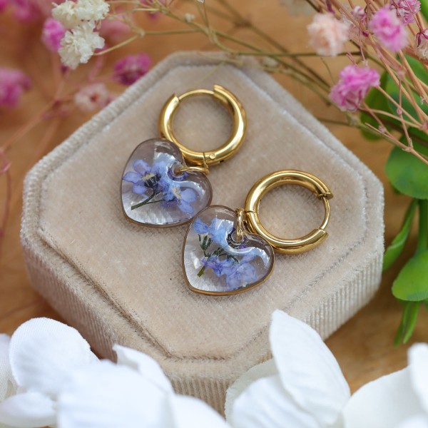Heart earrings with forget-me-nots