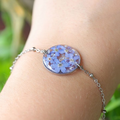 Classic forget-me-not bracelet