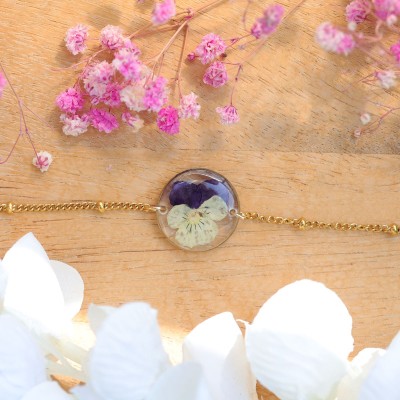 Classic pansy bracelet