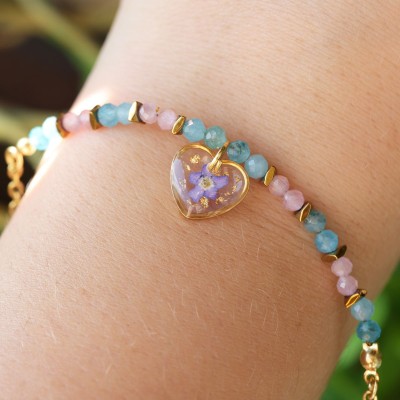 Heart bracelet with forget-me-not