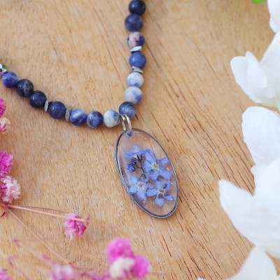 Forget-me-not necklace