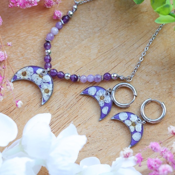 Lunula jewelry set with spirea and amethyst