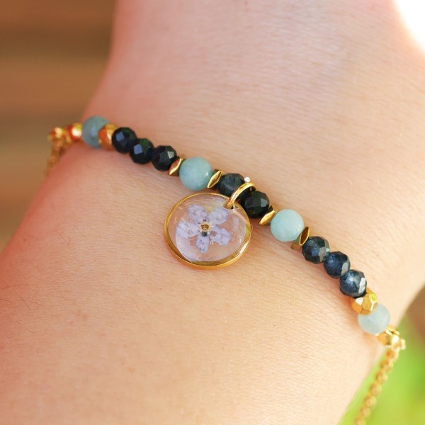 Bracelet with forget-me-not