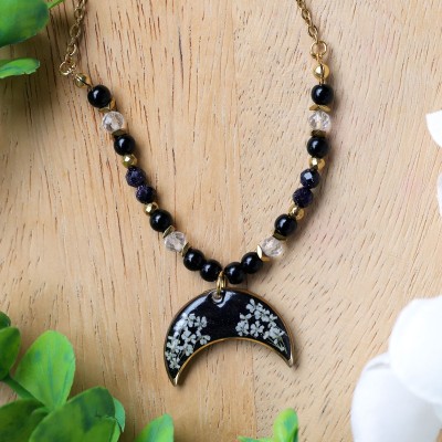 Lunula necklace with wild carrot flower