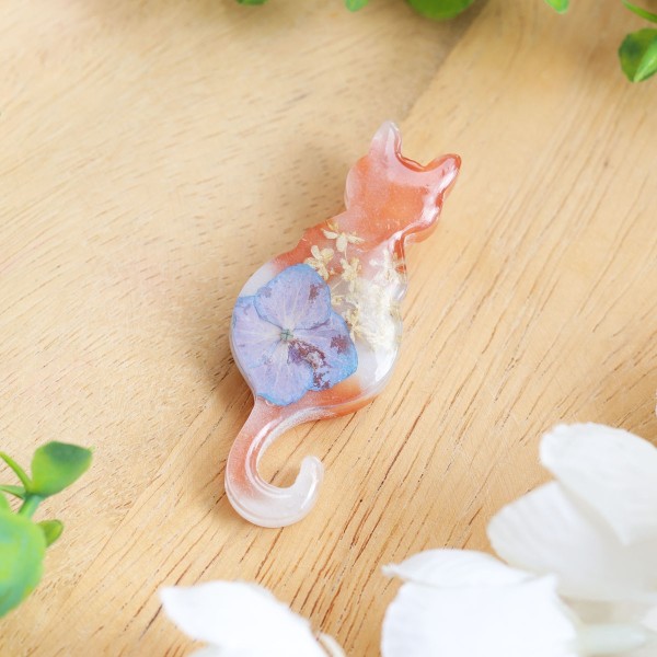 Brooch - Cat Charm of Nature
