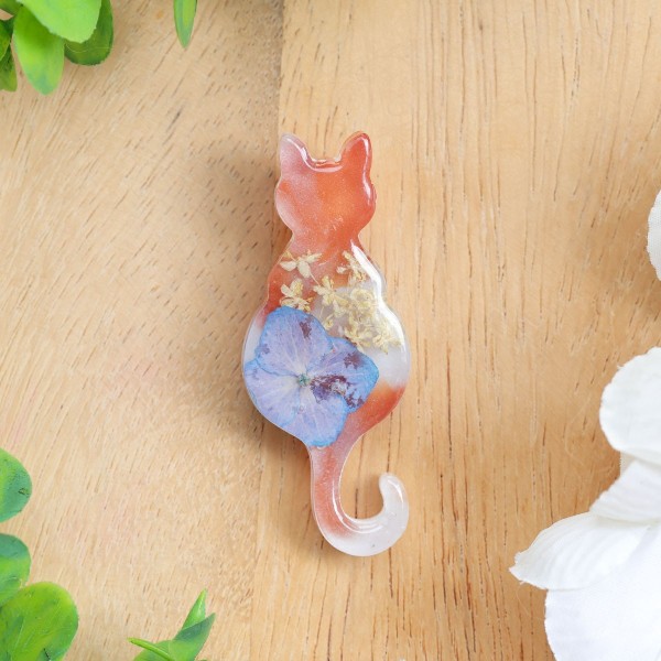 Brooch - Cat Charm of Nature