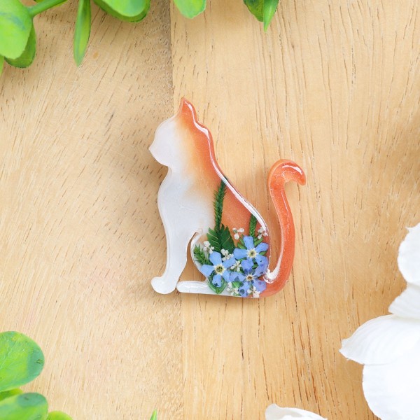 Brooch - Cat Charm of Nature