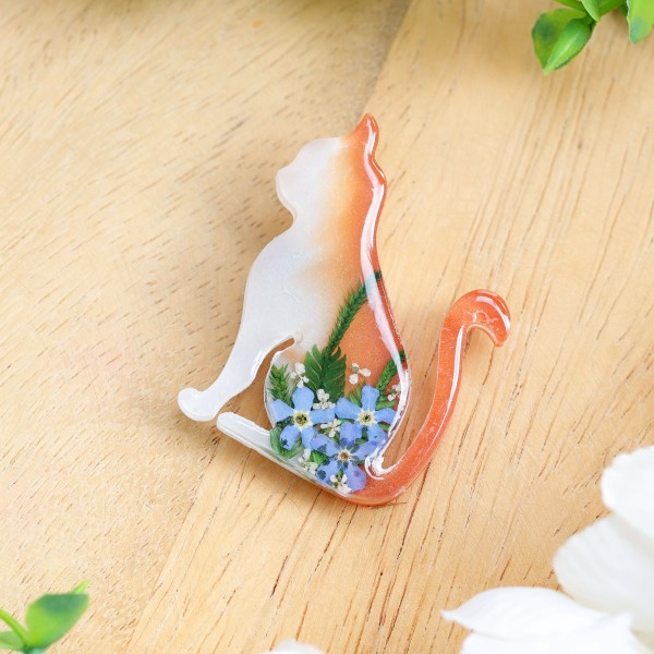 Brooch - Cat Charm of Nature