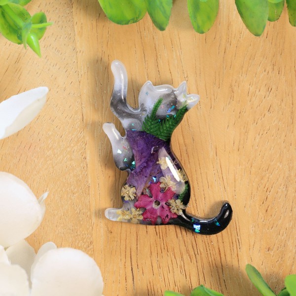 Brooch - Cat Charm of Nature