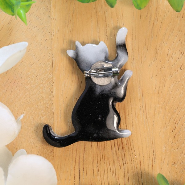 Brooch - Cat Charm of Nature