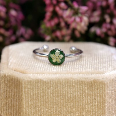 Elderberry flower ring