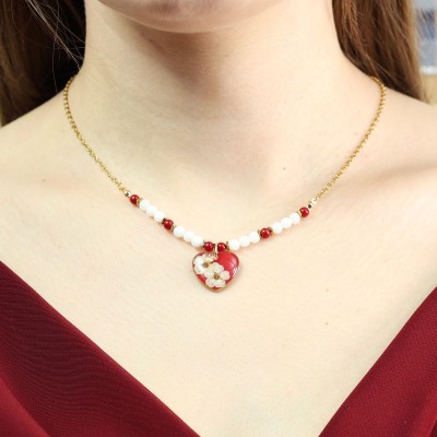 Close to the Heart - Valentine's Day Collection. Heart necklace with spirea