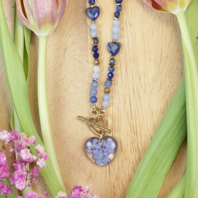 Close to the Heart - Valentine's Day Collection. Heart necklace with forget-me-nots