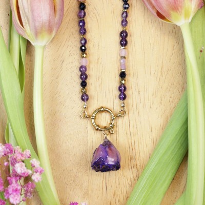 Close to the Heart - Valentine's Day Collection. Necklace with rosebud