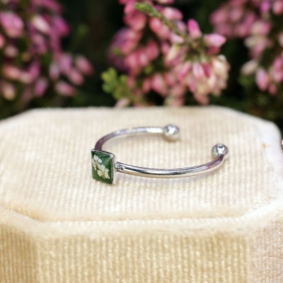 Wild carrot flower ring