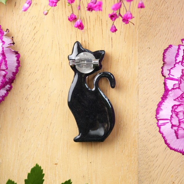 Brooch - Cat Charm of Nature