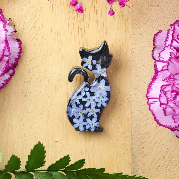 Brooch - Cat Charm of Nature