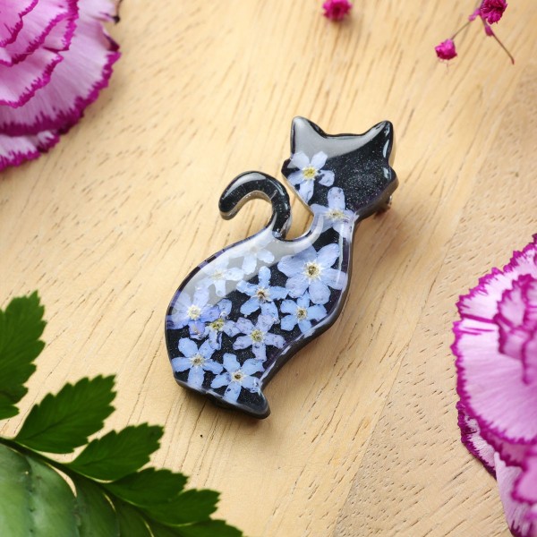 Brooch - Cat Charm of Nature