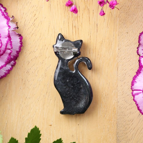 Brooch - Cat Charm of Nature