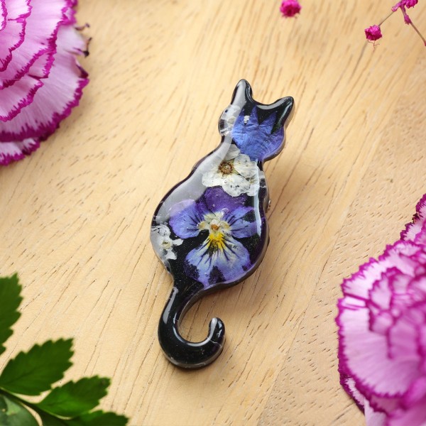 Brooch - Cat Charm of Nature