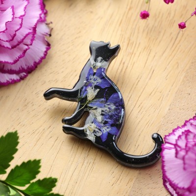 Brooch - Cat Charm of Nature