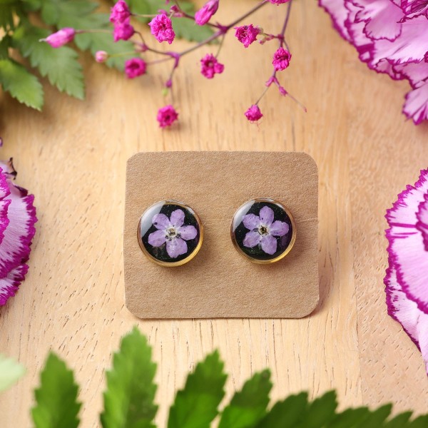 Stud earrings with forget-me-not