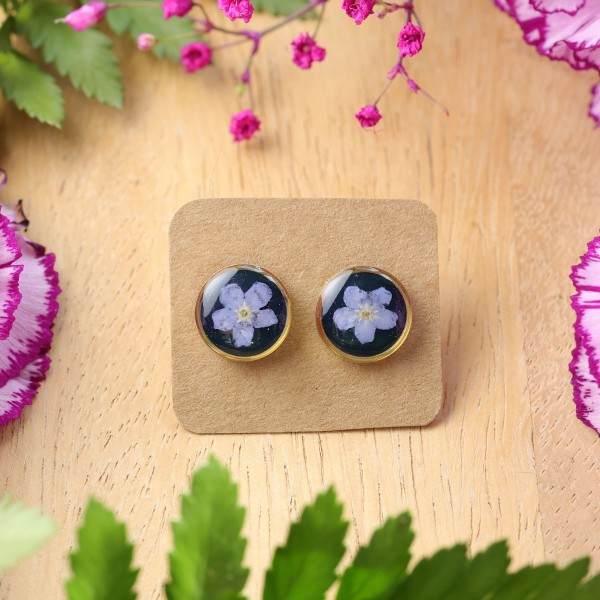 Stud earrings with forget-me-not