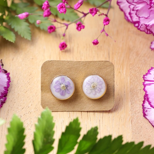Stud earrings with forget-me-not