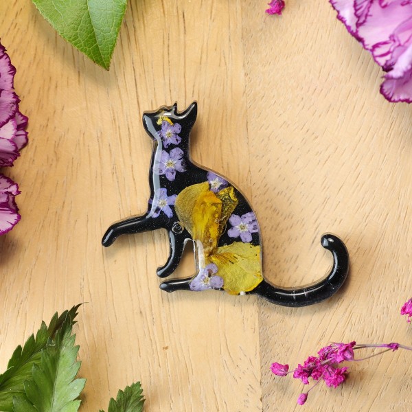 Brooch - Cat Charm of Nature