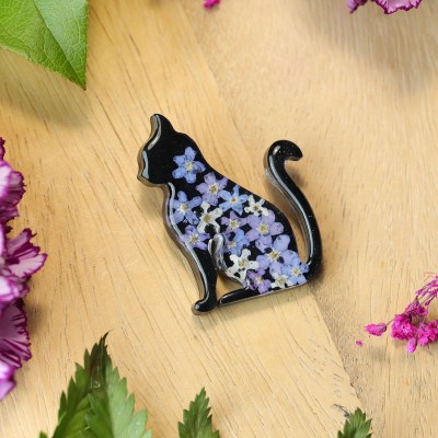 Brooch - Cat Charm of Nature