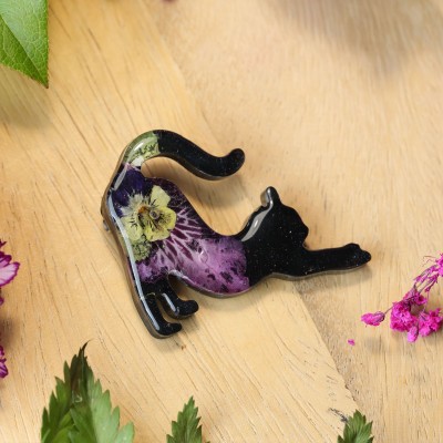 Brooch - Cat Charm of Nature