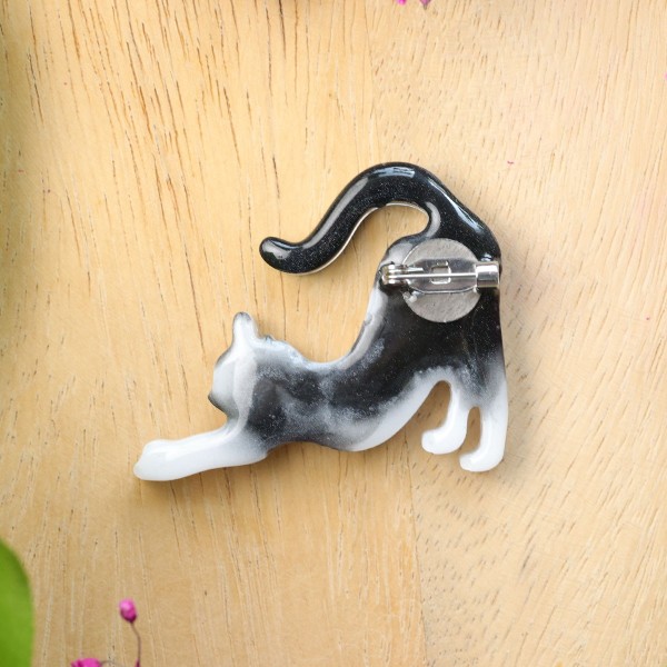 Brooch - Cat Charm of Nature