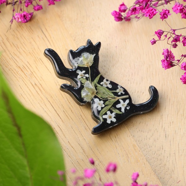 Brooch - Cat Charm of Nature
