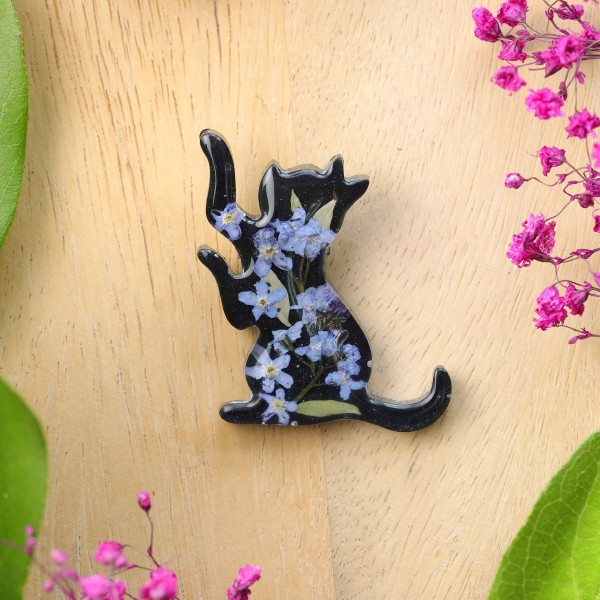 Brooch - Cat Charm of Nature