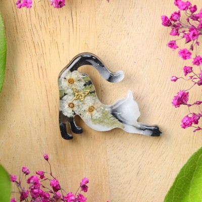 Brooch - Cat Charm of Nature
