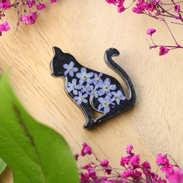 Brooch - Cat Charm of Nature