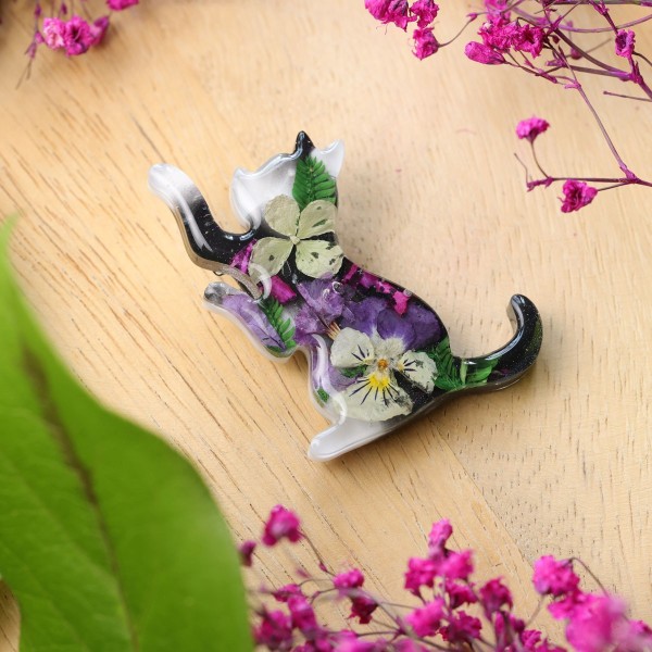 Brooch - Cat Charm of Nature