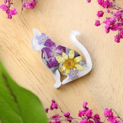 Brooch - Cat Charm of Nature