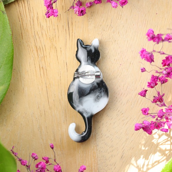 Brooch - Cat Charm of Nature