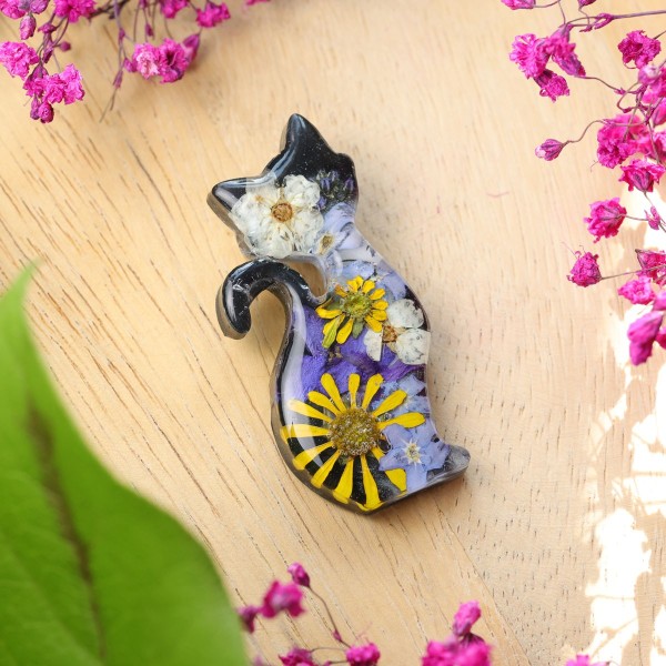 Brooch - Cat Charm of Nature