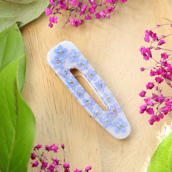 Forget-me-not hair clip - the magic of nature in your hair